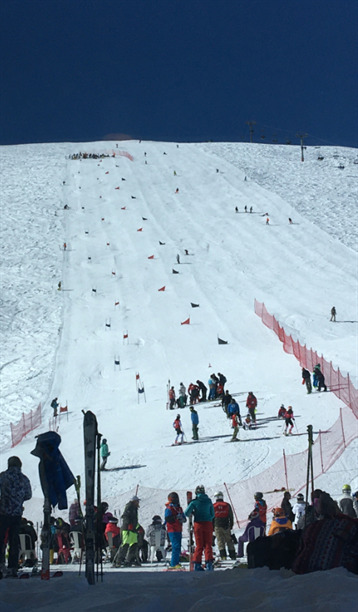 برگزاری مسابقات اسکی